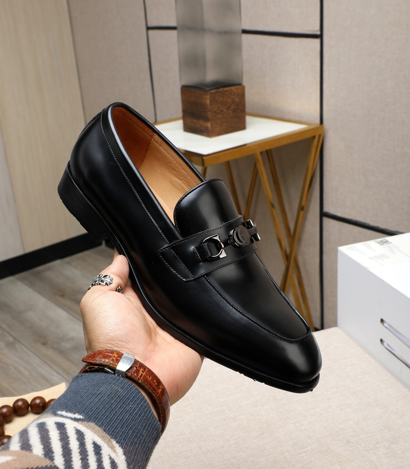 Gucci men's leather shoes-111