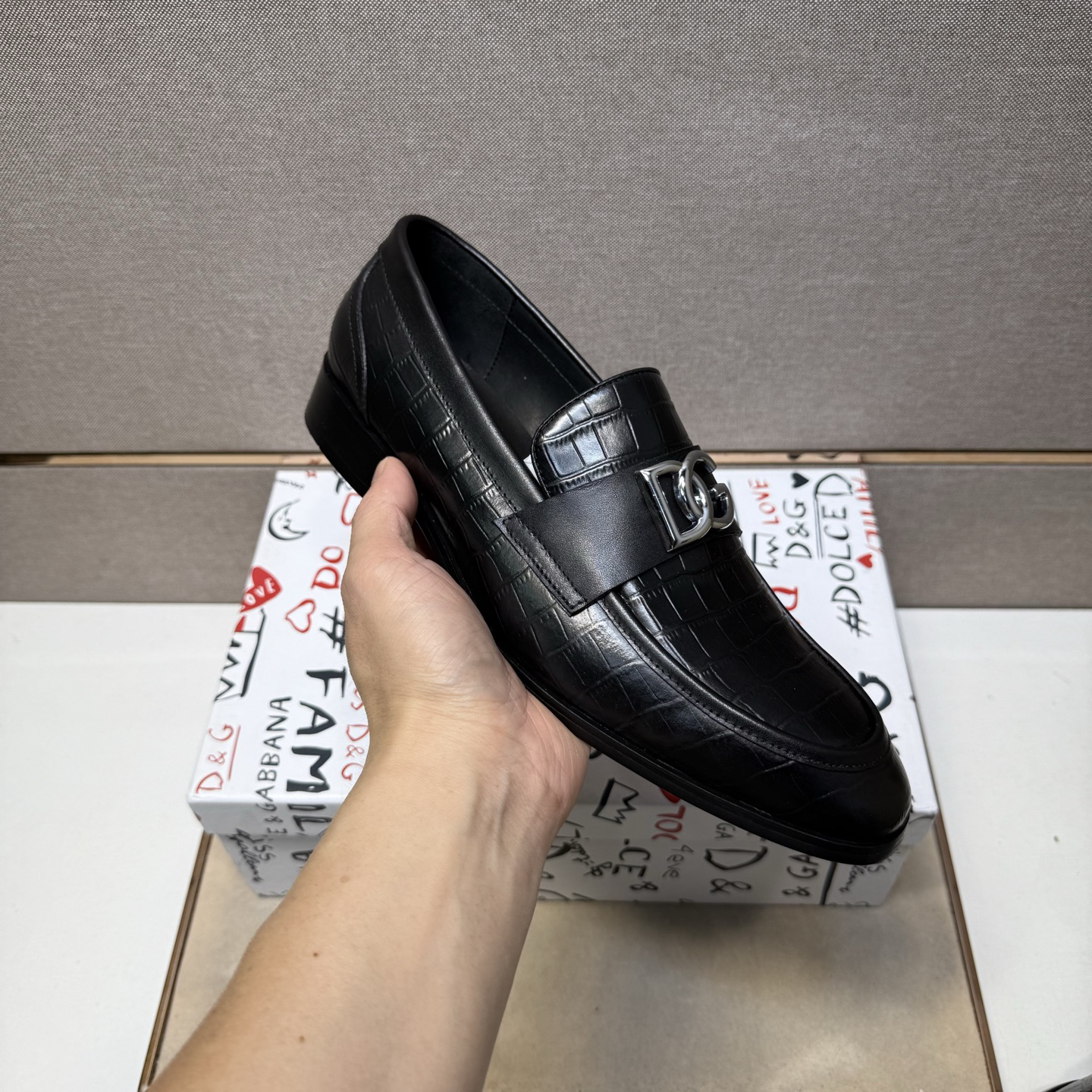 D&G men's leather shoes-96