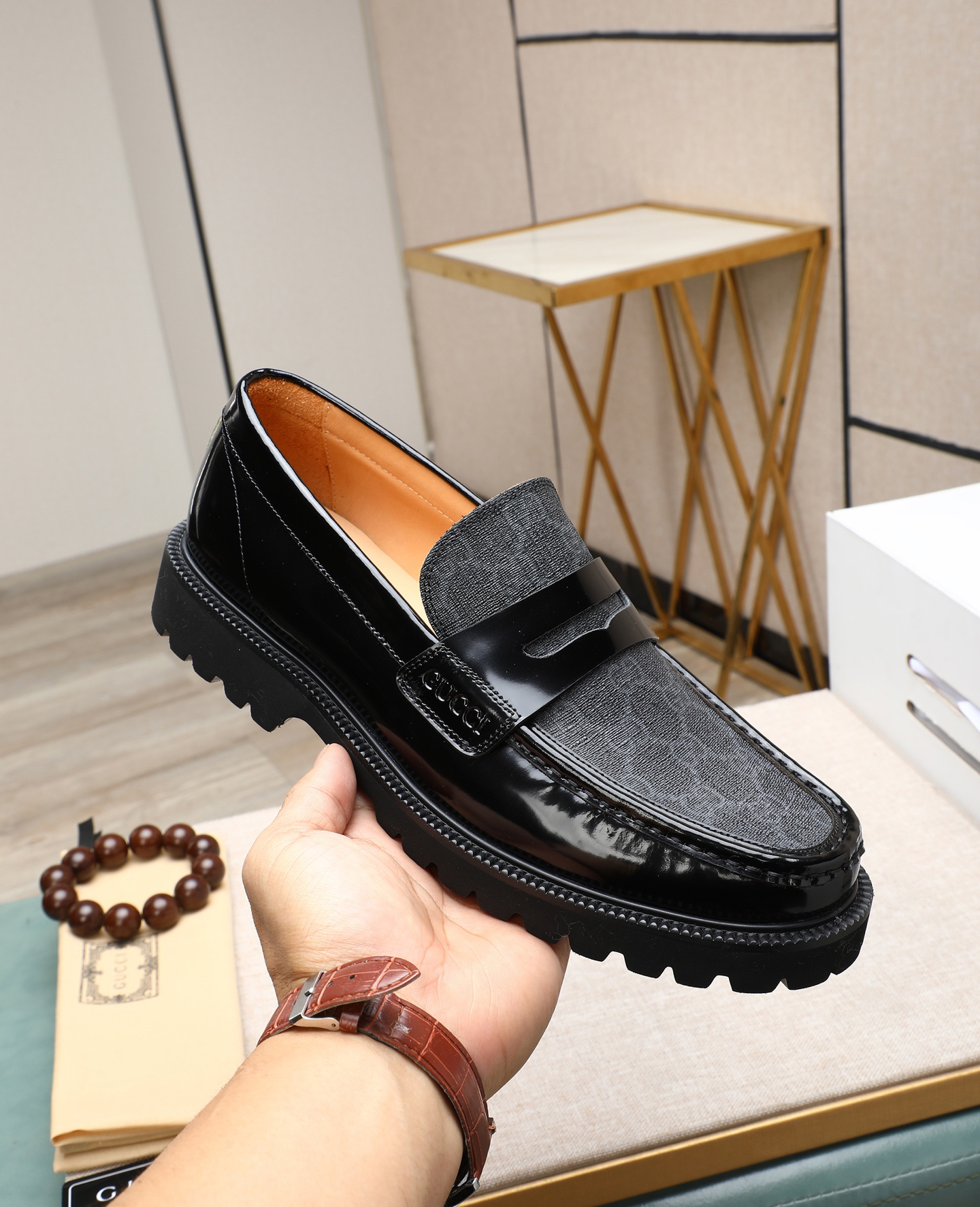 Gucci men's leather shoes-124