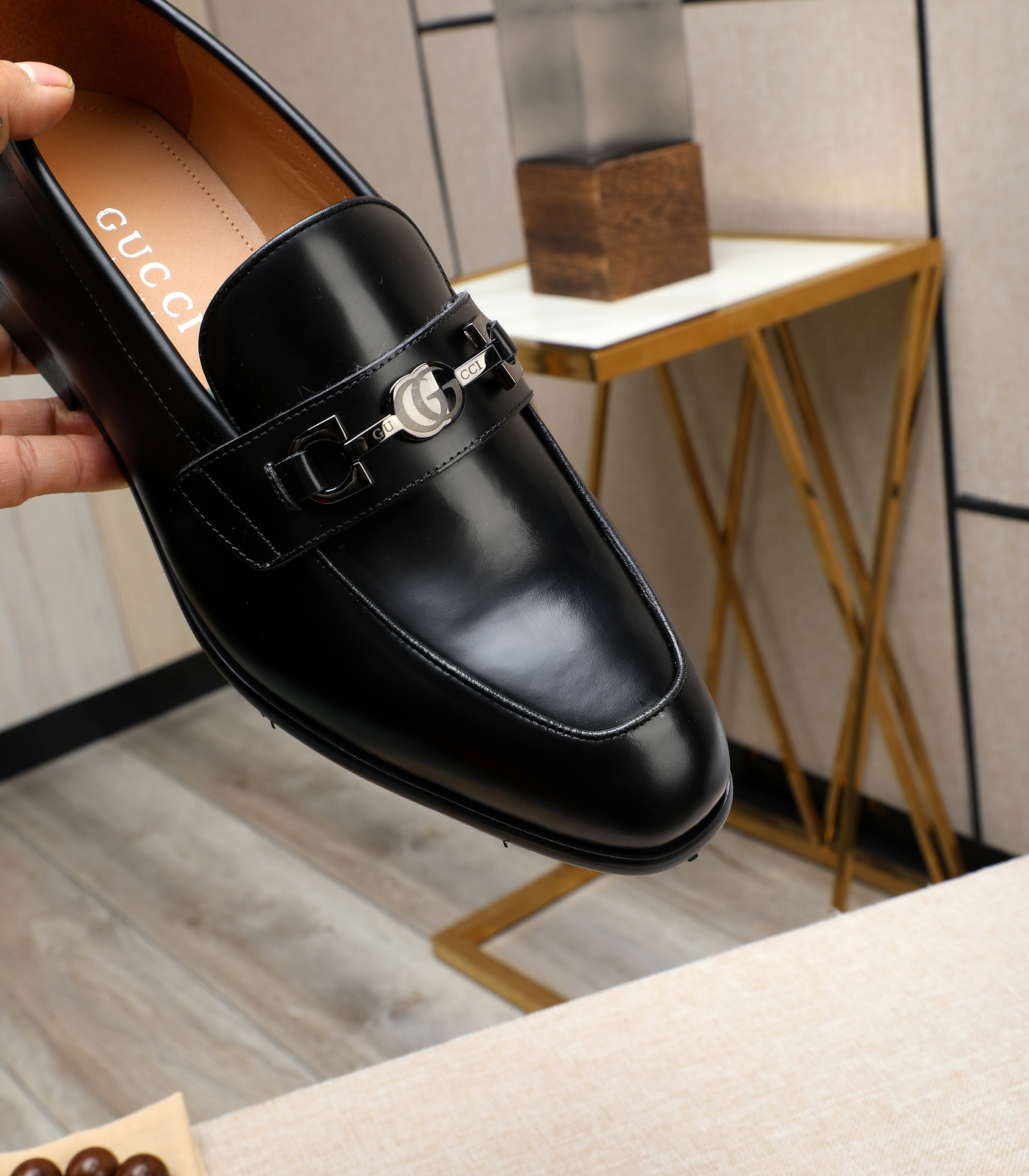 Gucci men's leather shoes-111