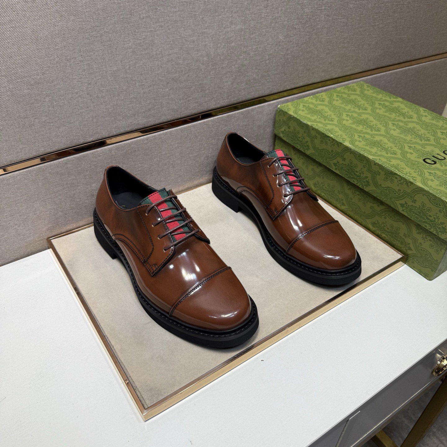 Gucci men's leather shoes-121