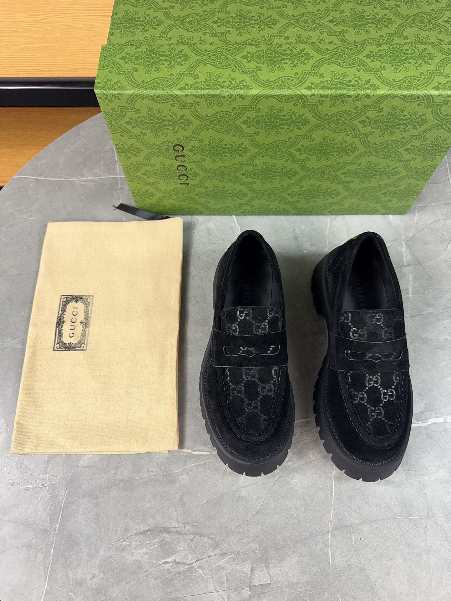 Gucci women's leather shoes-109