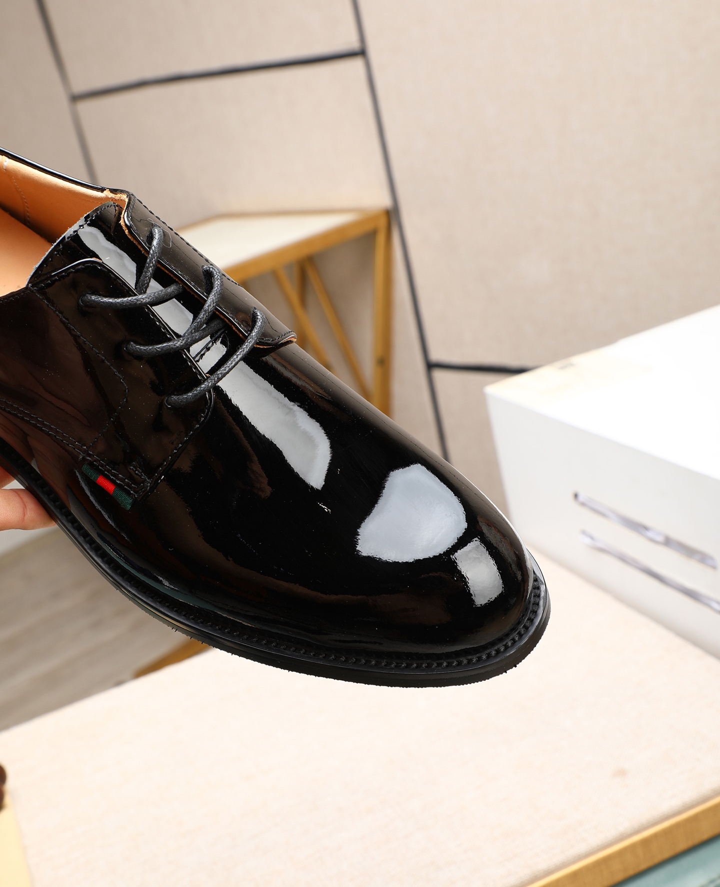 Gucci men's leather shoes-115