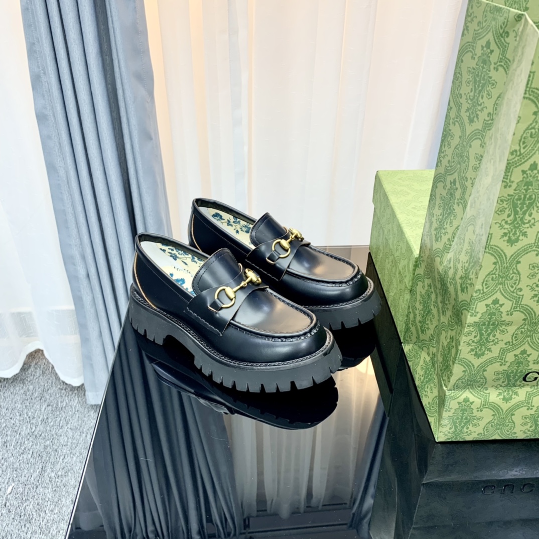 Gucci women's leather shoes-3