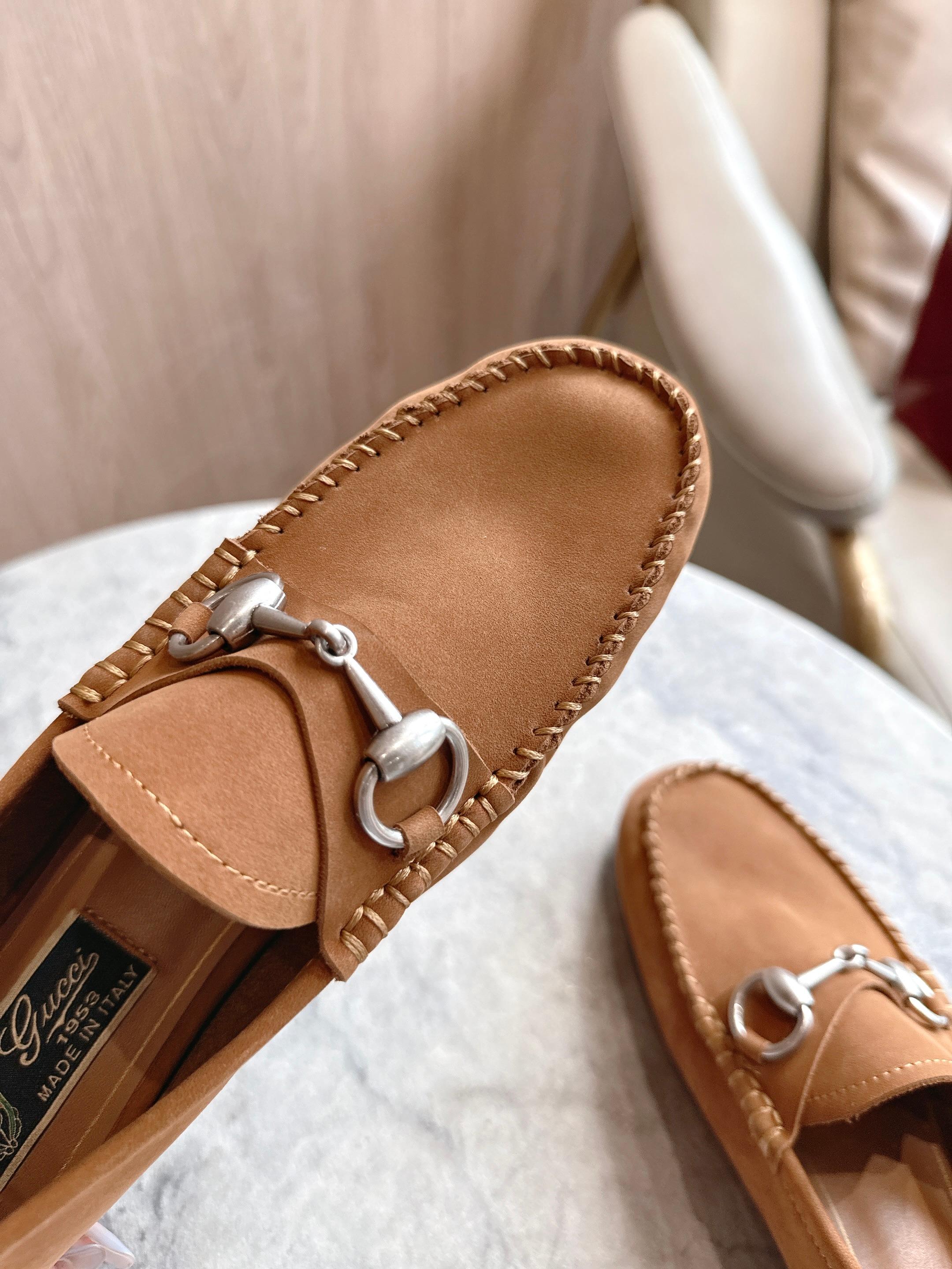 Gucci women's leather shoes-41