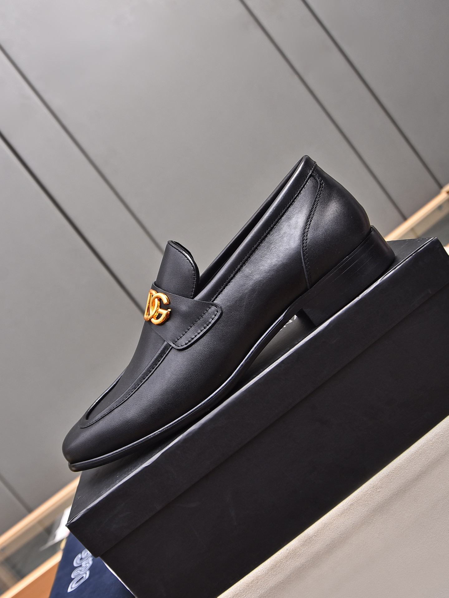 D&G men's leather shoes-13