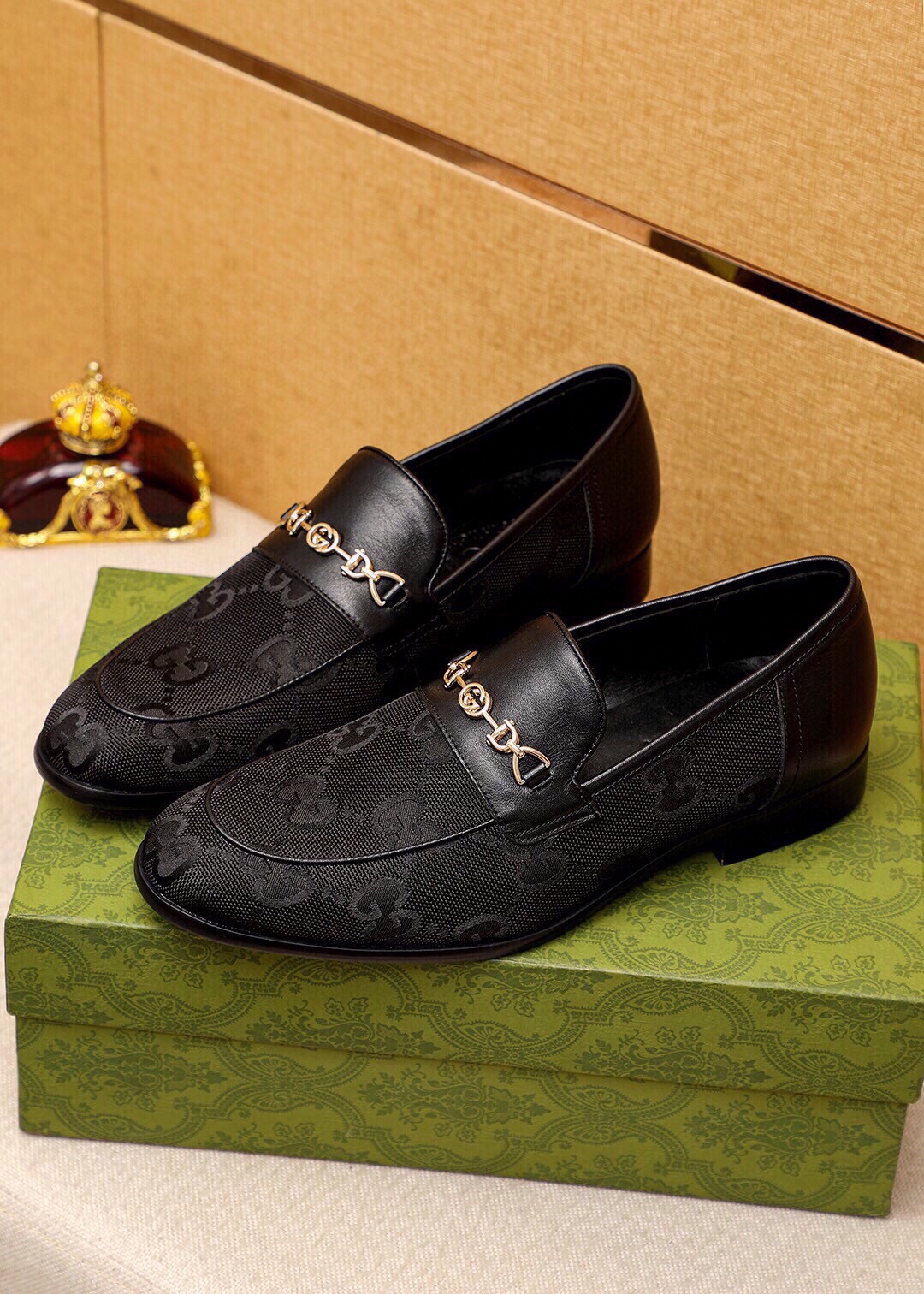 Gucci men's leather shoes-119