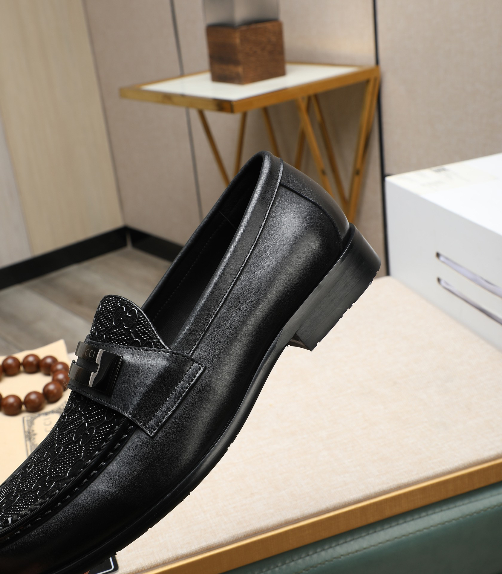 Gucci men's leather shoes-129