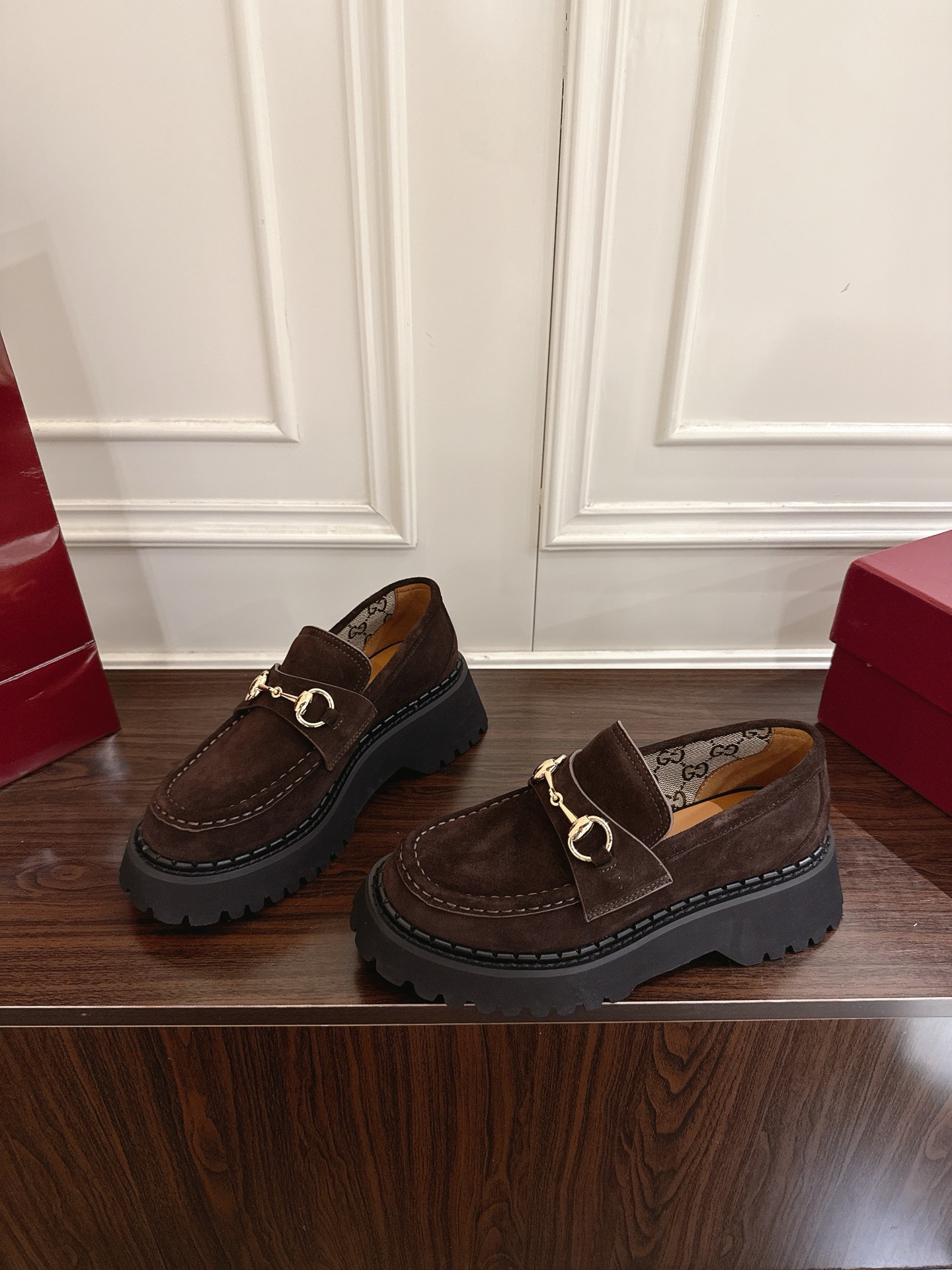 Gucci women's leather shoes-62