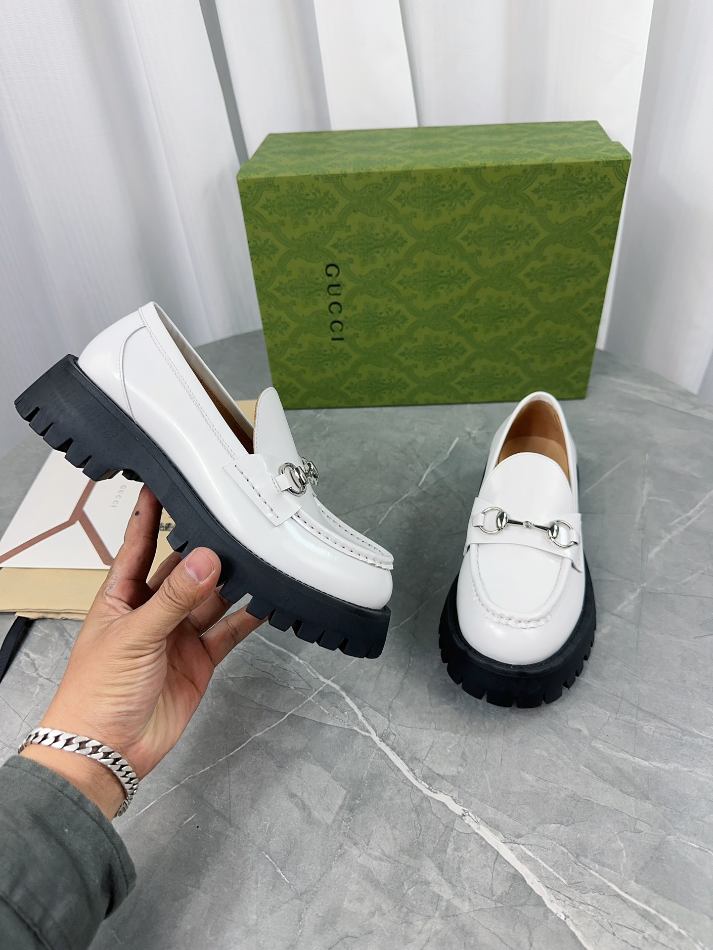 Gucci women's leather shoes-103