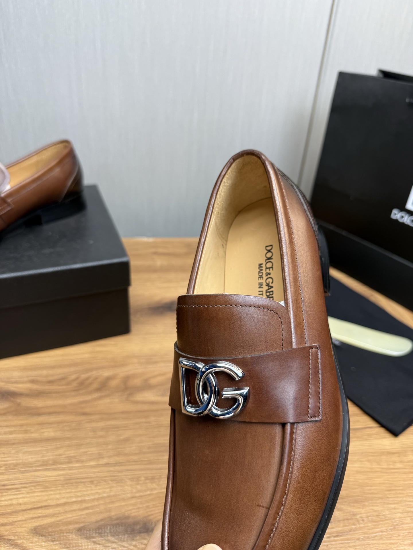 D&G men's leather shoes-25