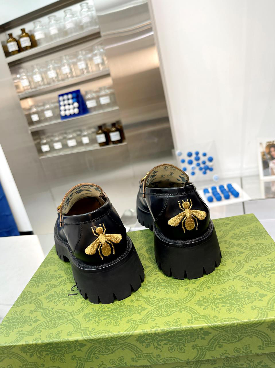 Gucci women's leather shoes-89