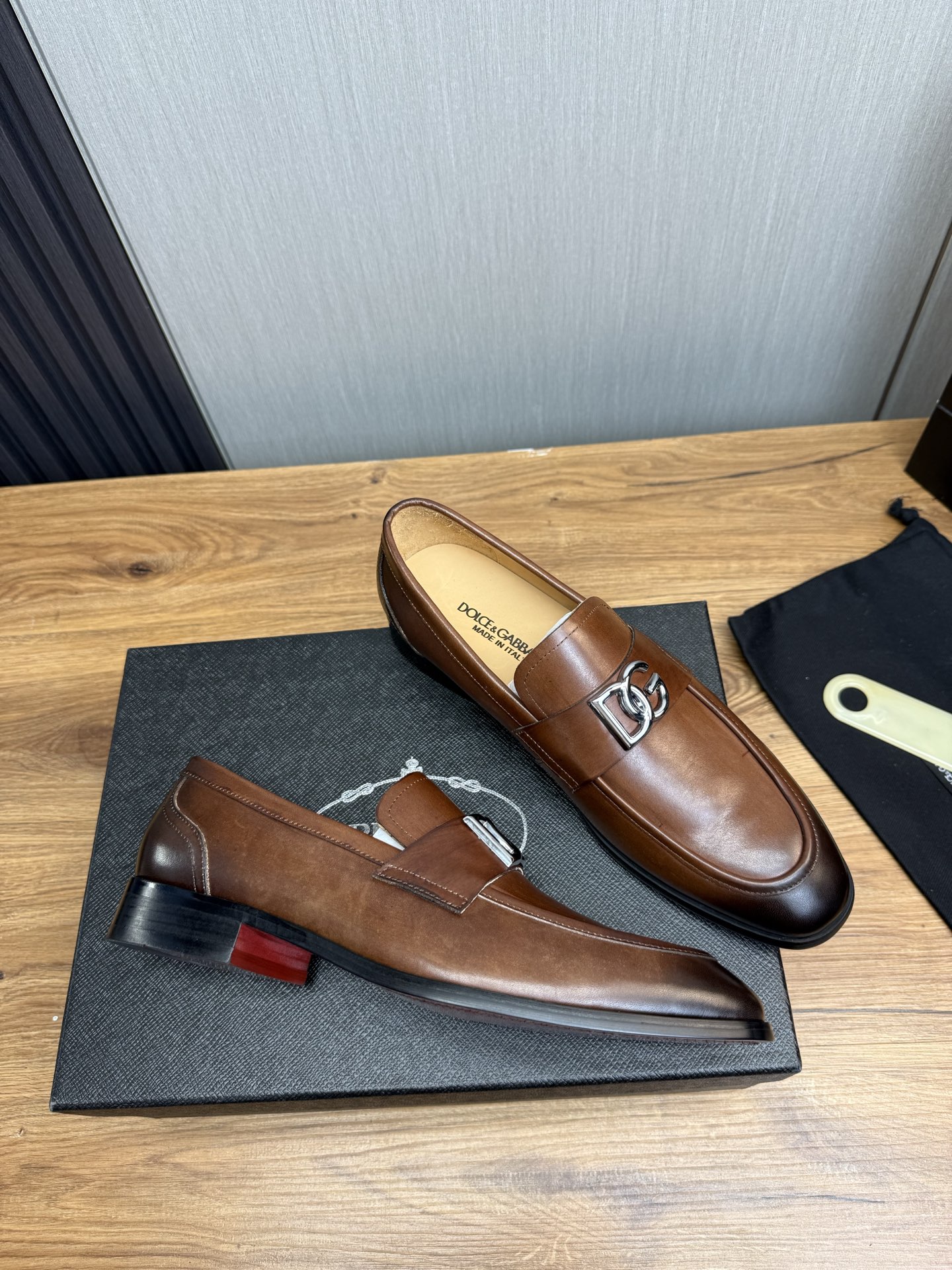 D&G men's leather shoes-25