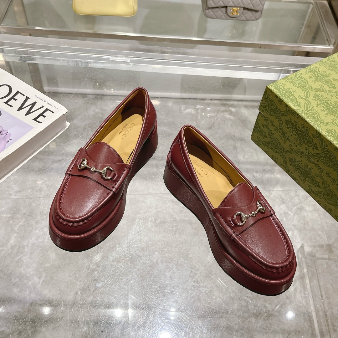 Gucci women's leather shoes-43