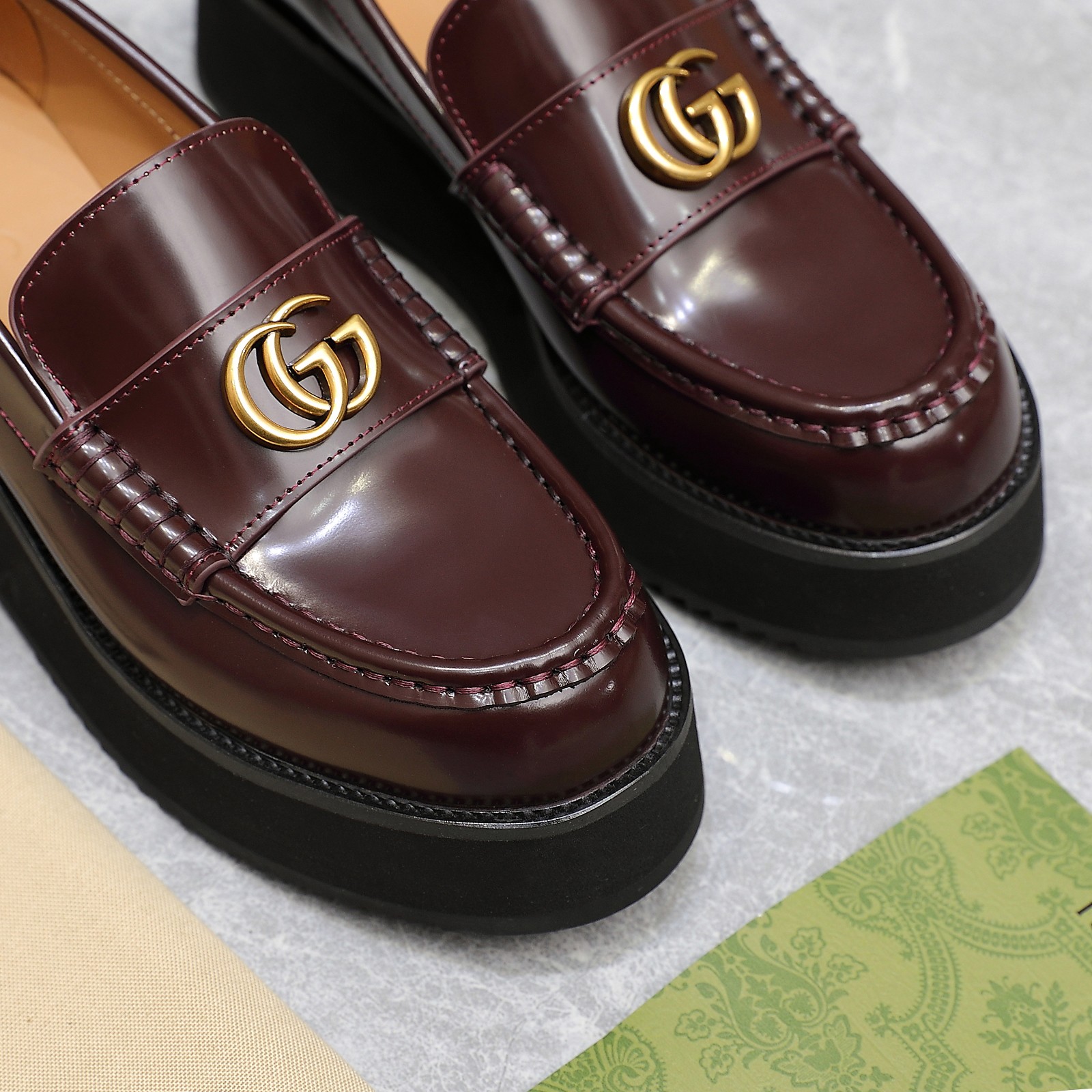 Gucci women's leather shoes-35