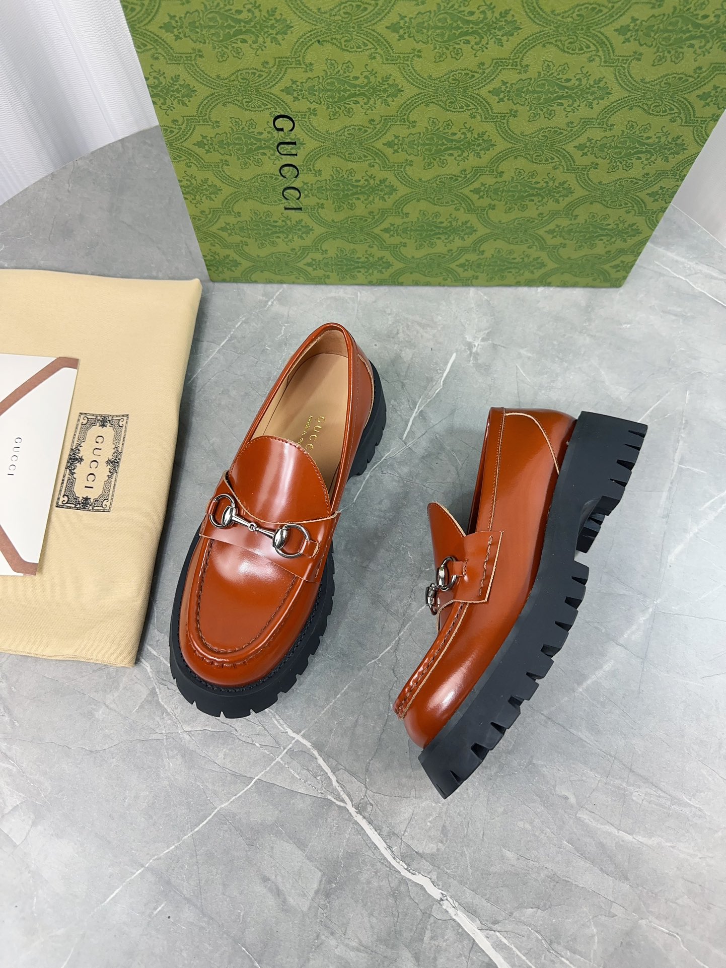 Gucci women's leather shoes-104