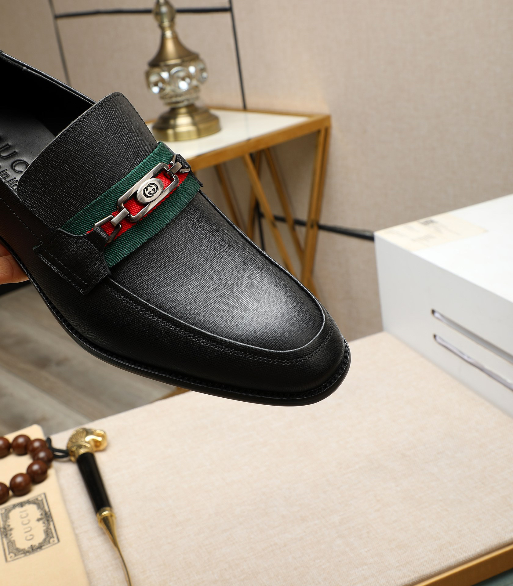 Gucci men's leather shoes-107