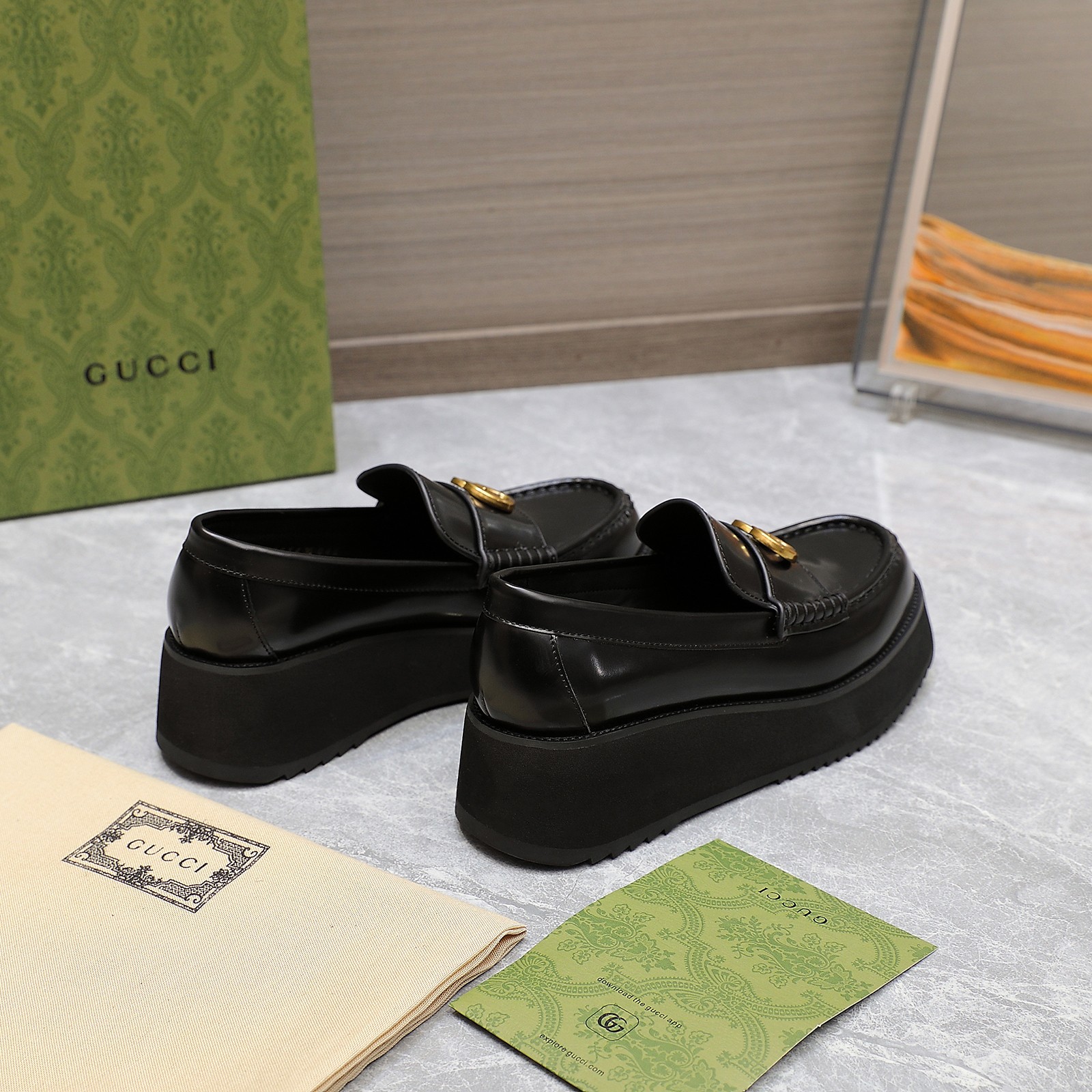 Gucci women's leather shoes-36