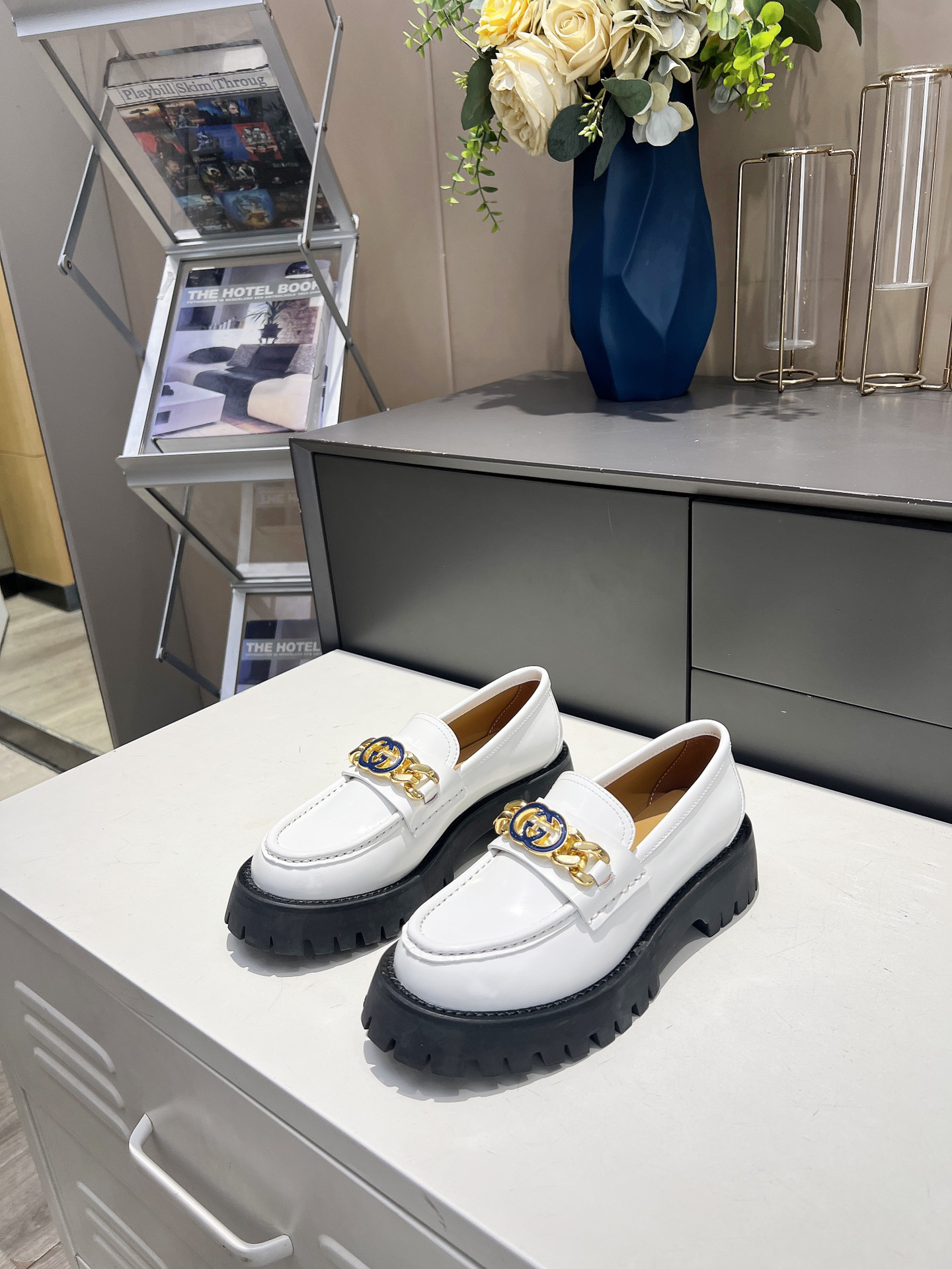 Gucci women's leather shoes-15