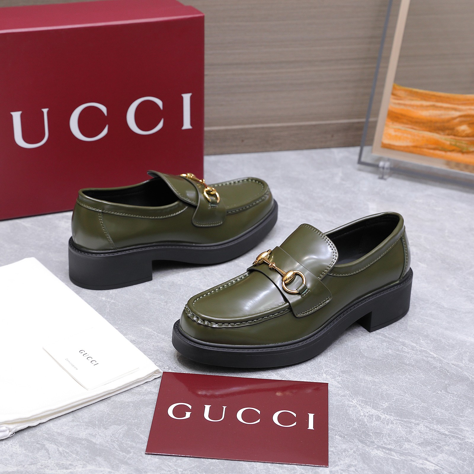 Gucci women's leather shoes-33