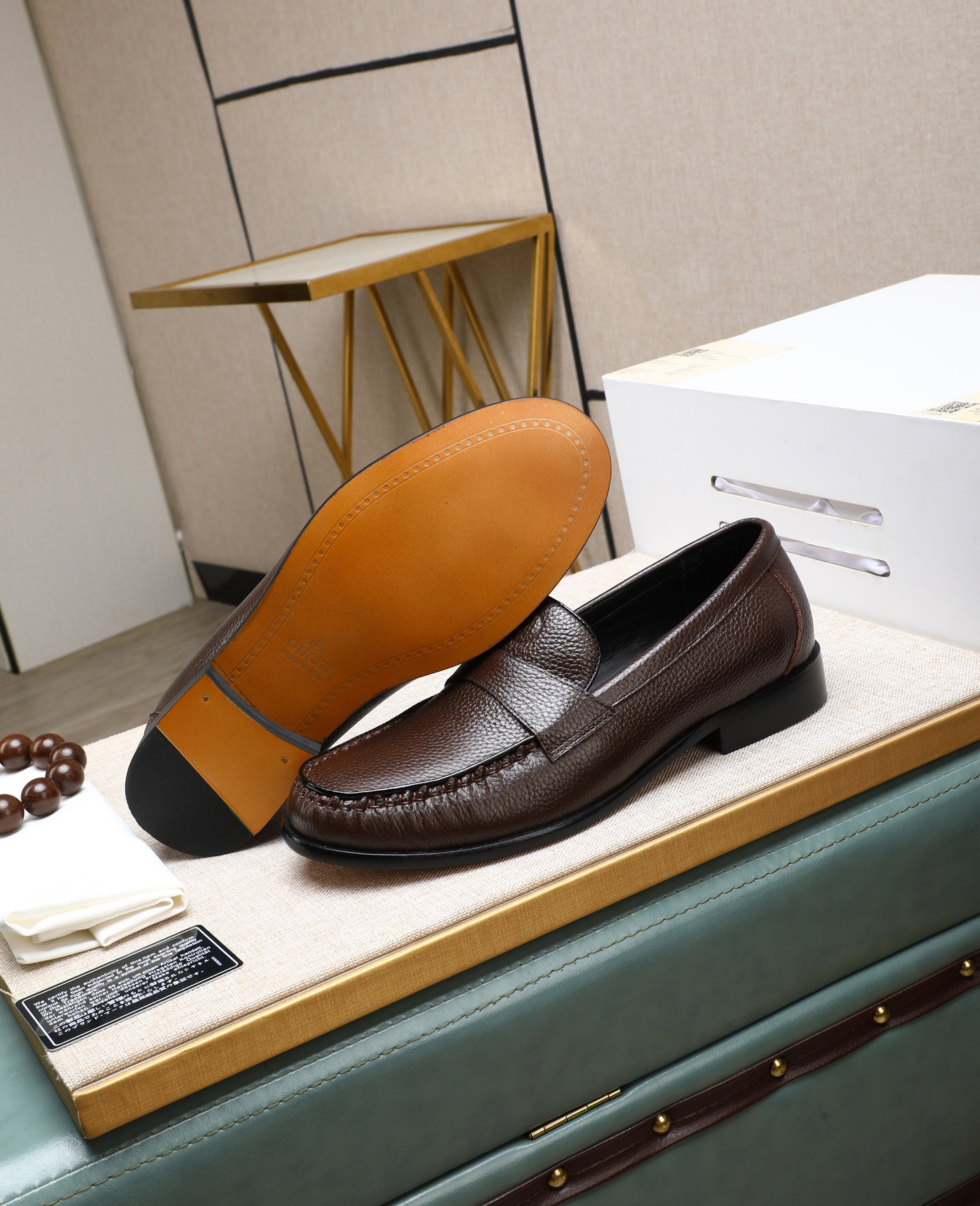 Gucci men's leather shoes-104