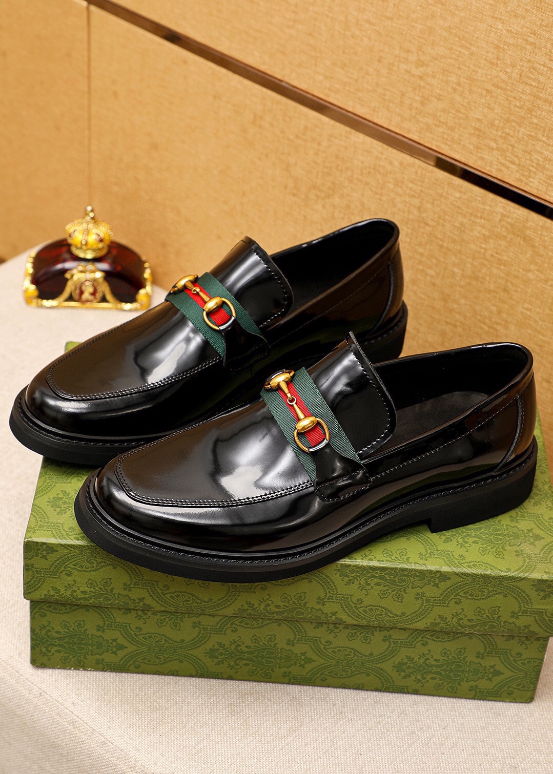 Gucci men's leather shoes-116