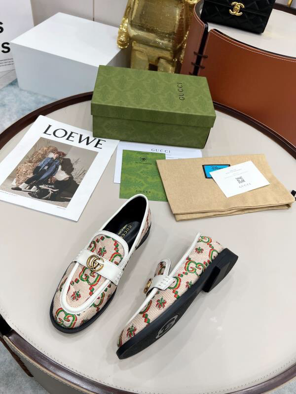 Gucci women's leather shoes-55