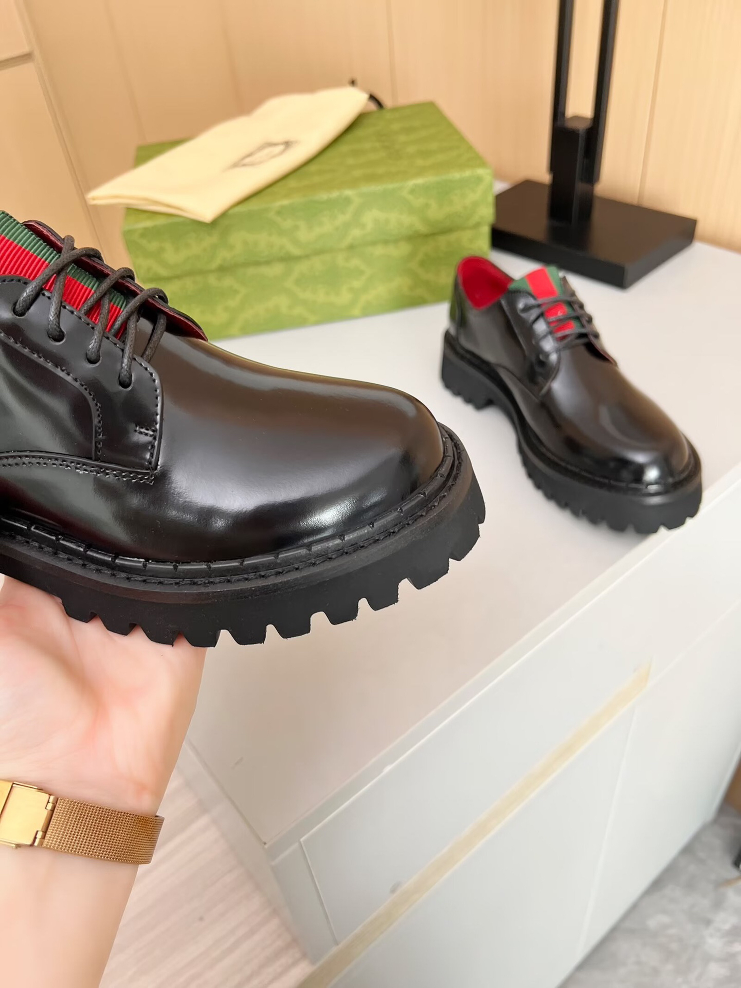 Gucci women's leather shoes-51