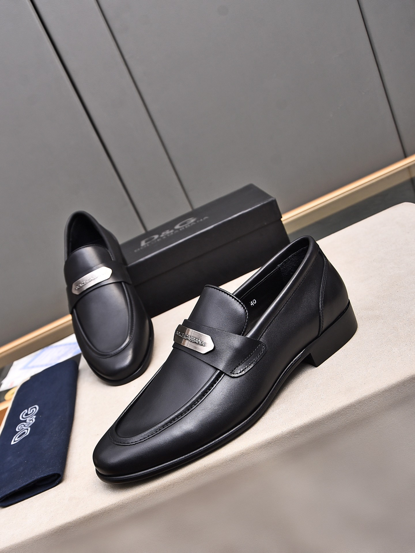 D&G men's leather shoes-11