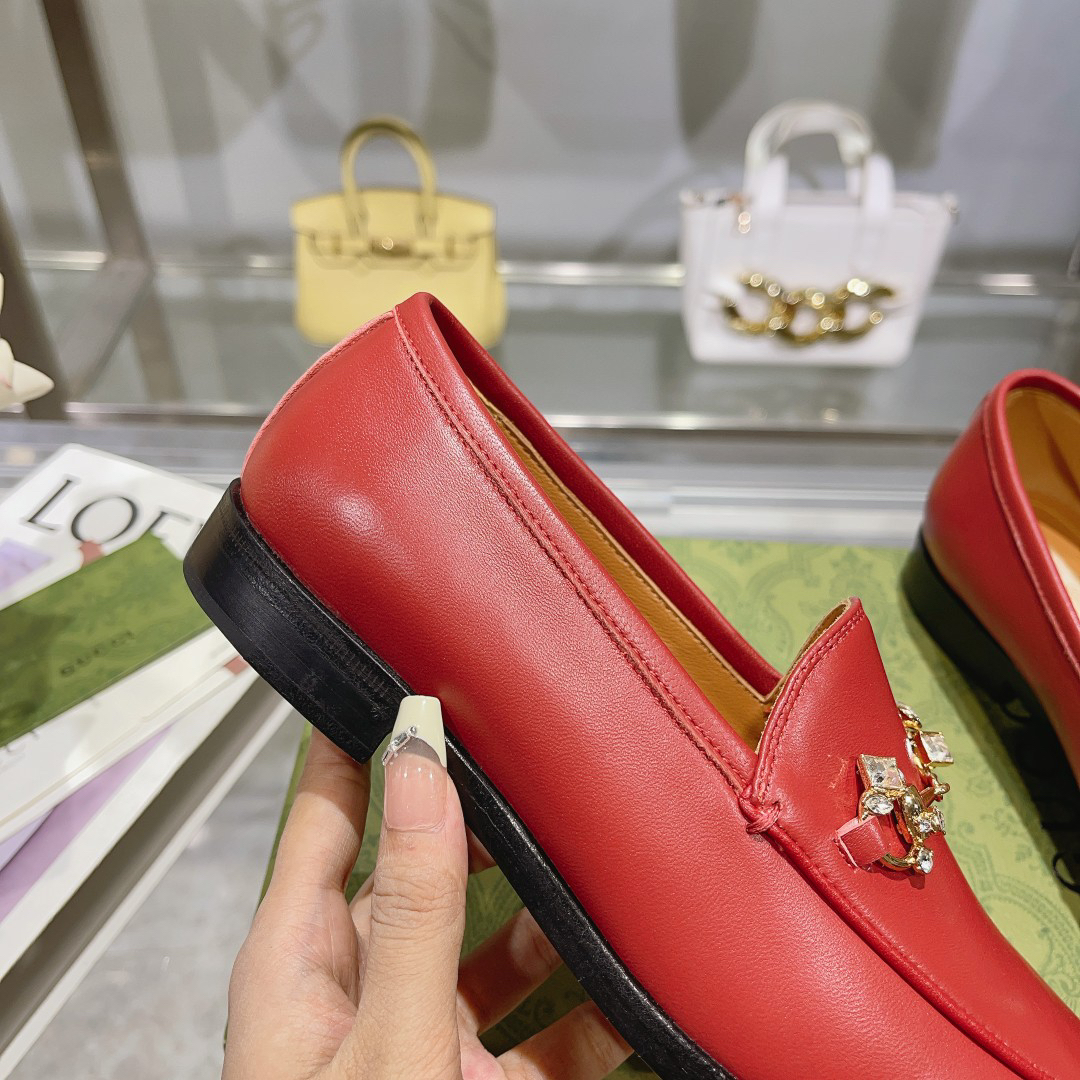 Gucci women's leather shoes-24