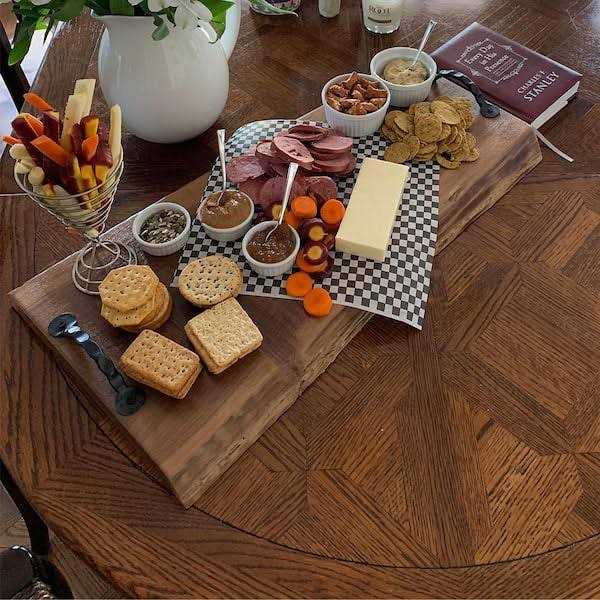 Swaner Hardwood 2 in. x 8 in. to 12 in. x Walnut Live Edge Sawn Board