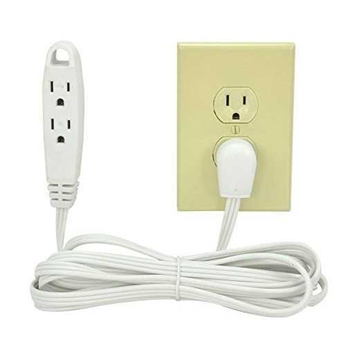 Flat 3-Outlet Extension Cord for Indoor & Outdoor Use by Bindmaster