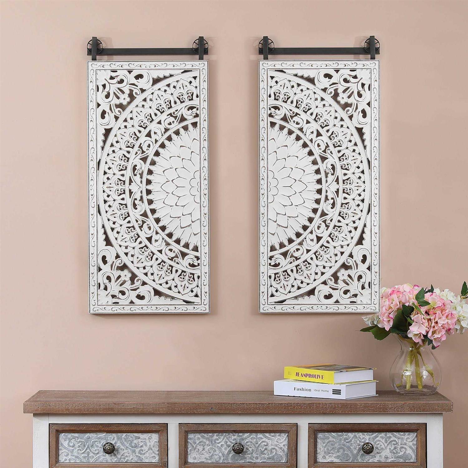 LuxenHome Set of 2 Distressed Ivory White Wood Flower Wall Decor