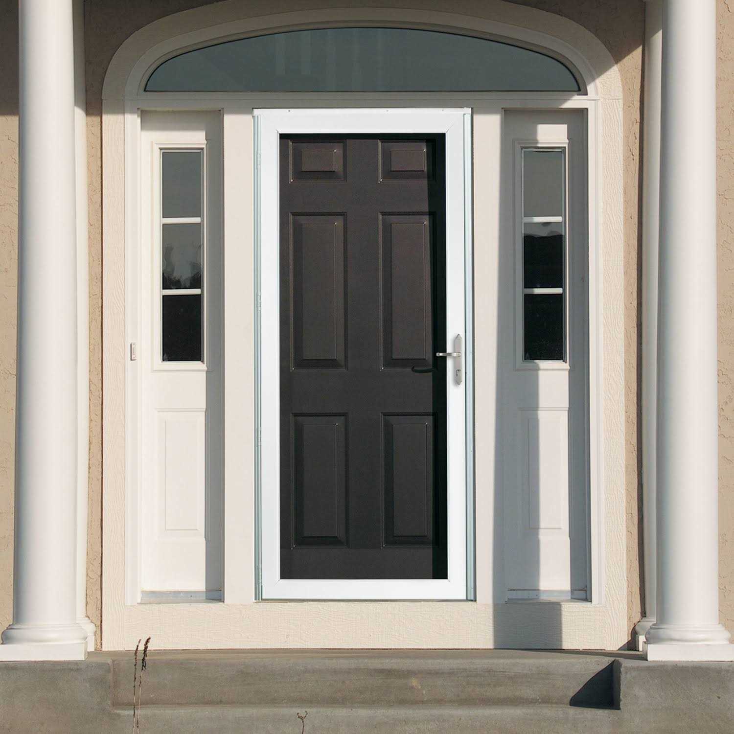 Larson 36-inch White Classic View Storm Door
