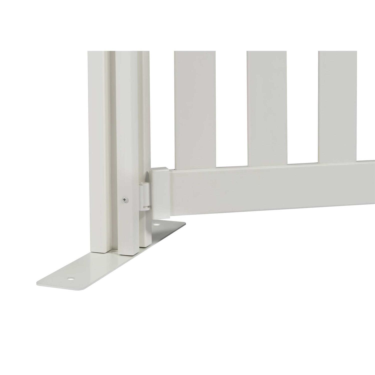 Zippity Outdoor Products Davidson Hinged Portable Event 3-ft H x 5.5-ft W