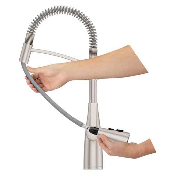 Pfister Kwan Single-Handle Culinary Pull Down Sprayer Kitchen Faucet F-529-7KWCGS
