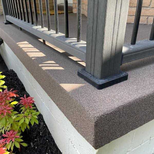 Daich SpreadRock Granite Stone Coating 3 Gal Interior/Exterior