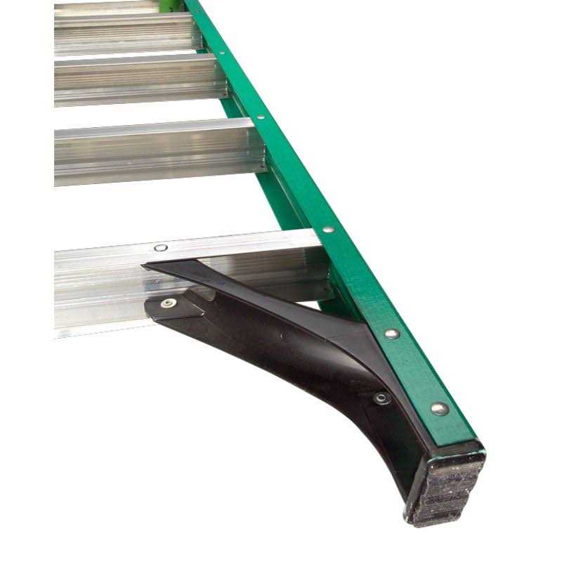 Werner 8 ft. Fiberglass Step Ladder 225 lb. Load Capacity Type II Duty Rating FS208