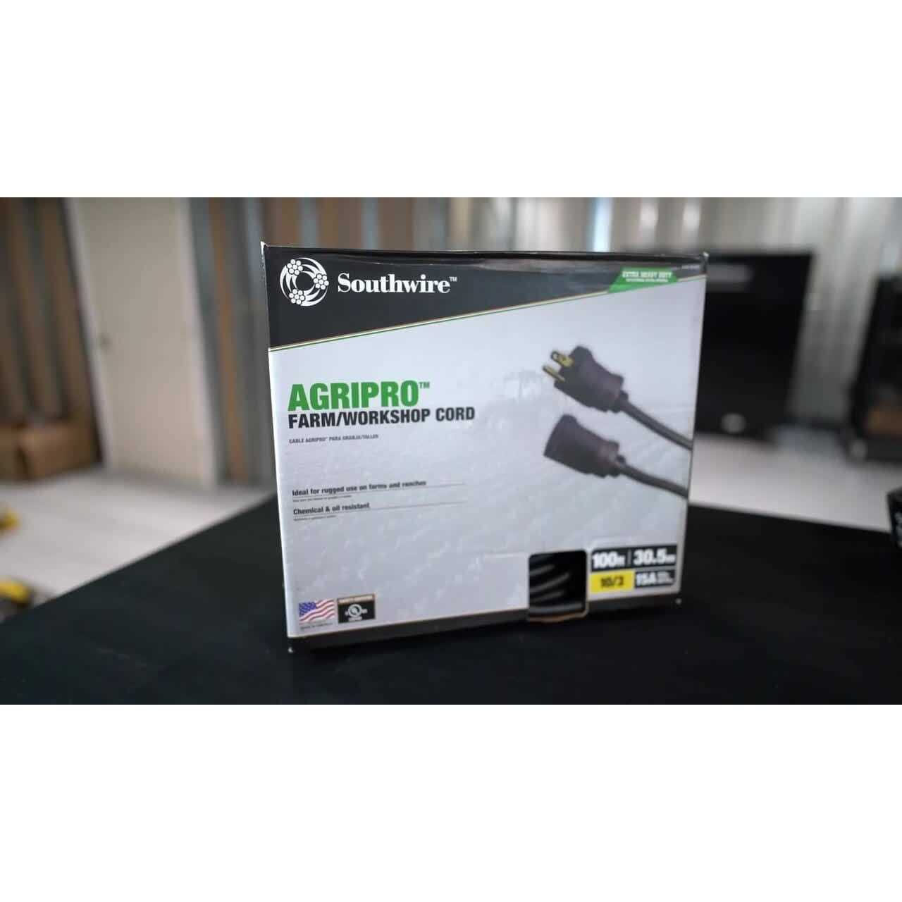 Woods 15 ft. 16/2 SJTW Outdoor General Purpose Extension Cord