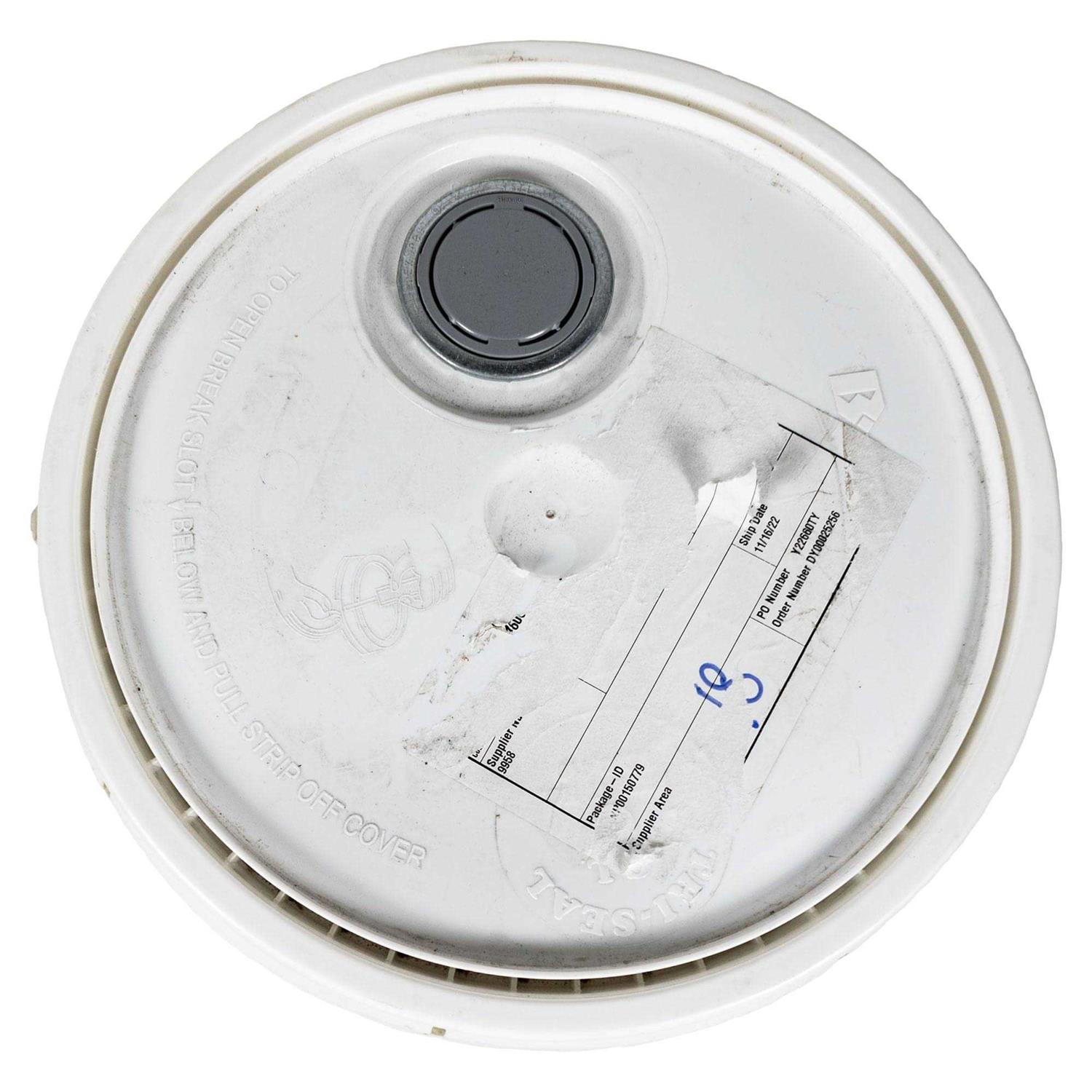 John Deere Low Viscosity Hy-Gard Transmission and Hydraulic Oil 5 Gallon Bucket TY6342