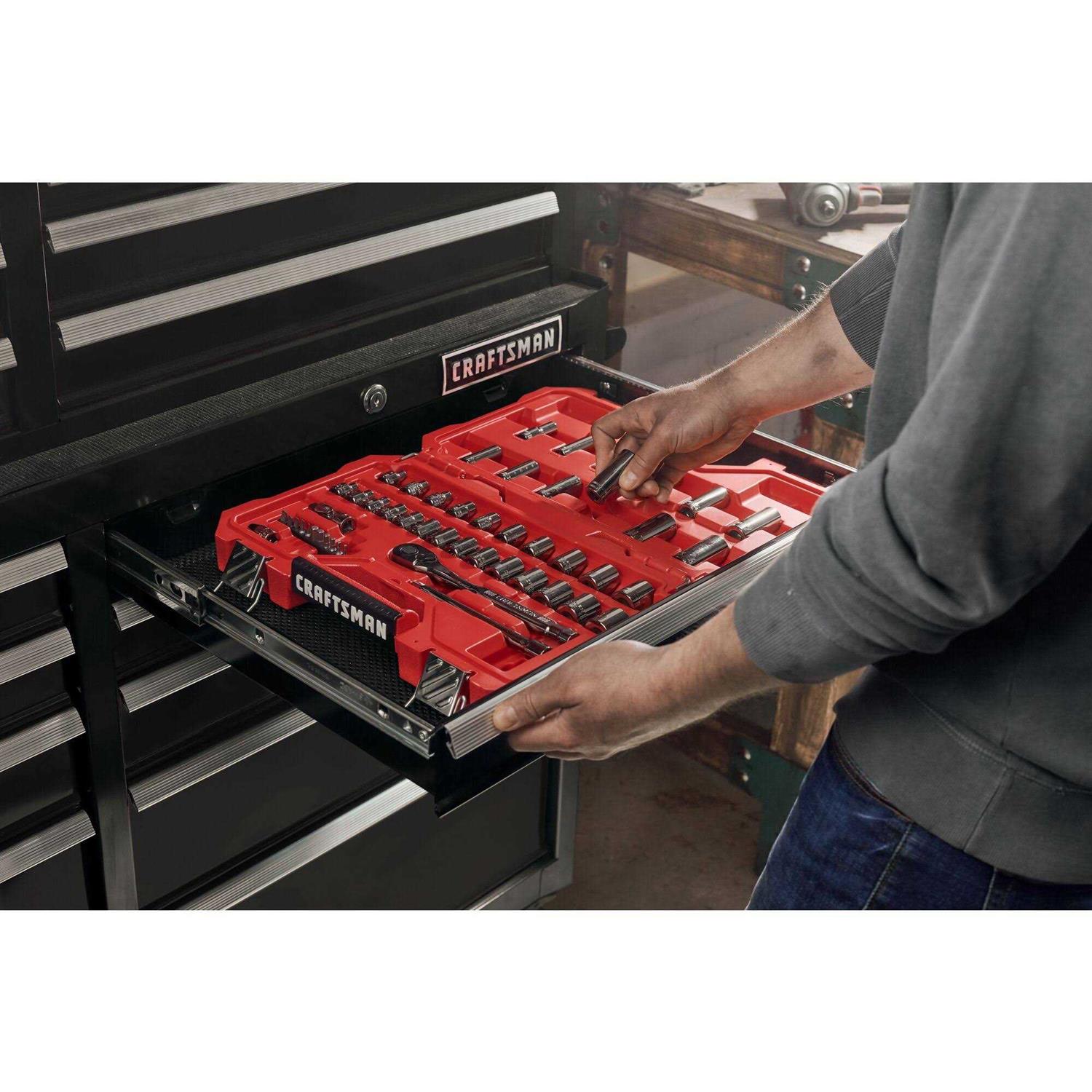 Craftsman 2000 Series 52-in W x 37.5-in H 10-Drawer Steel Rolling Tool Cabinet