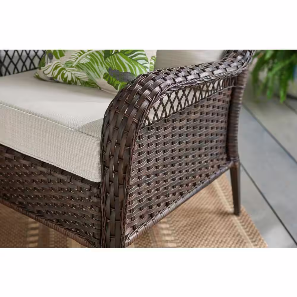 Hampton Bay Bayview 6-Piece Wicker Patio Conversation Set with Beige Cushions