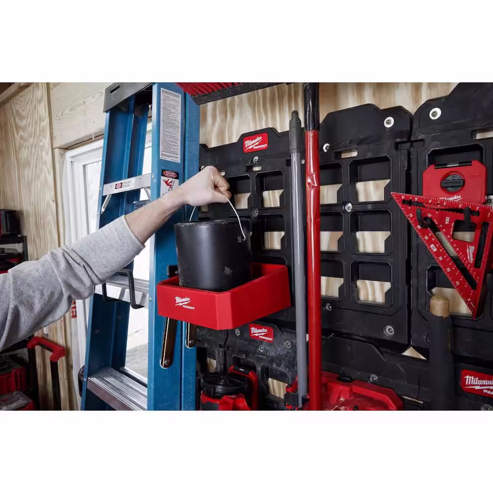 Milwaukee Packout Compact Shelf with Packout Compact Wall Plate