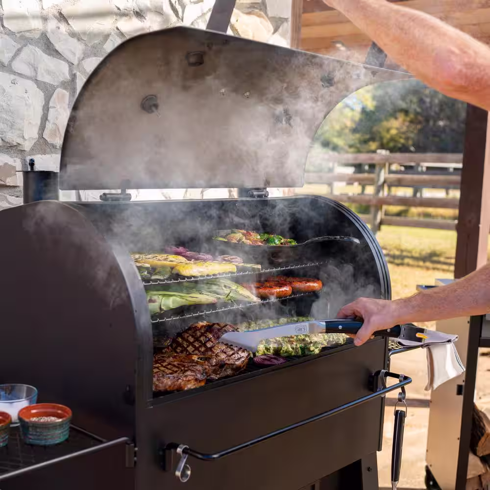 OKLAHOMA JOE'S Marshal Centerbox Charcoal Smoker, 1200 sq. in. Black