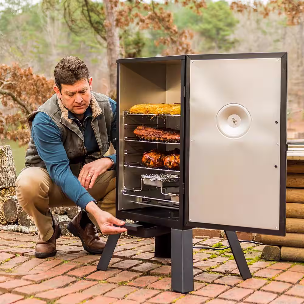 Masterbuilt 30 in. Analog Electric Smoker in Black with 3 Racks
