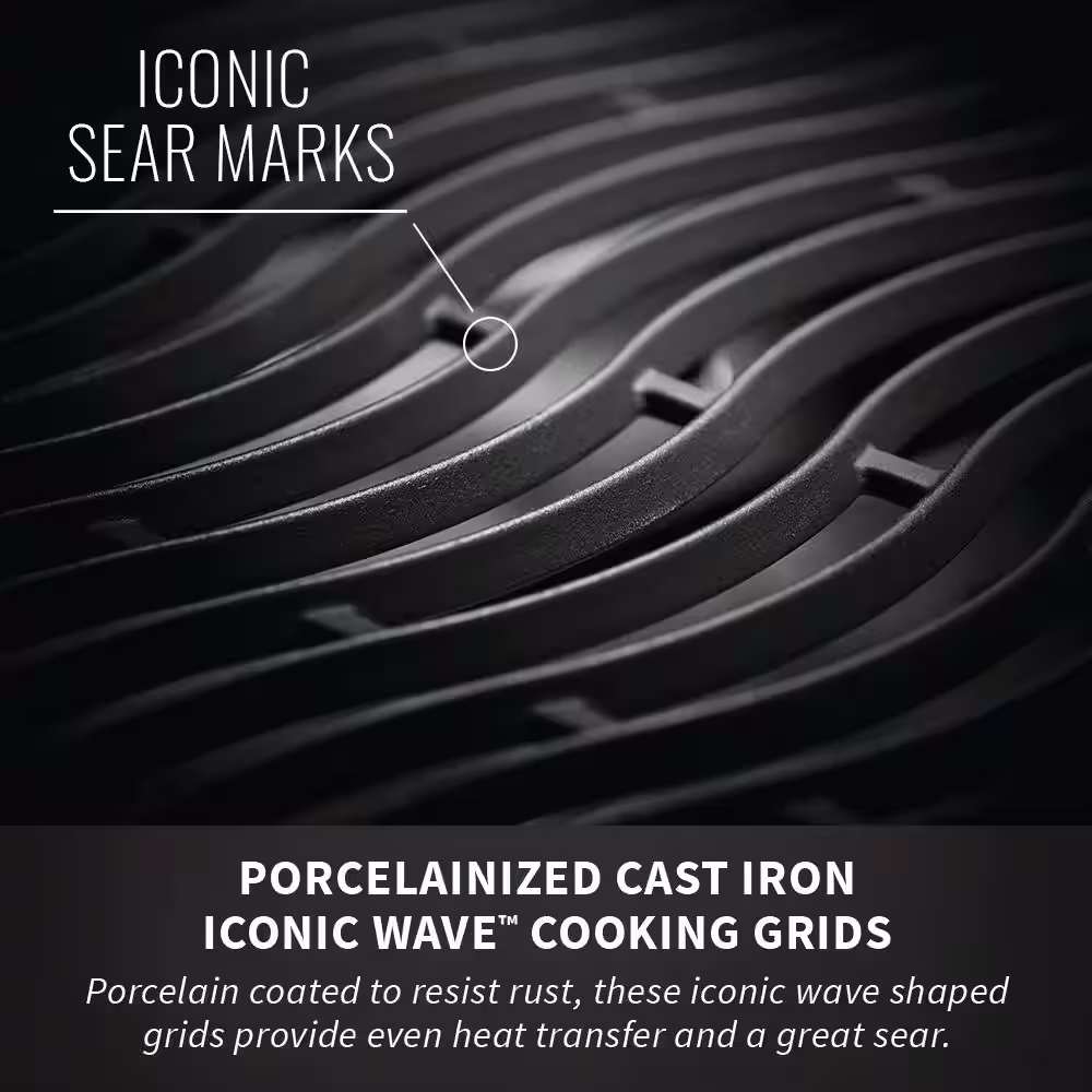 NAPOLEON Rogue 4-Burner Natural Gas Grill with Infrared Side Burner in Black