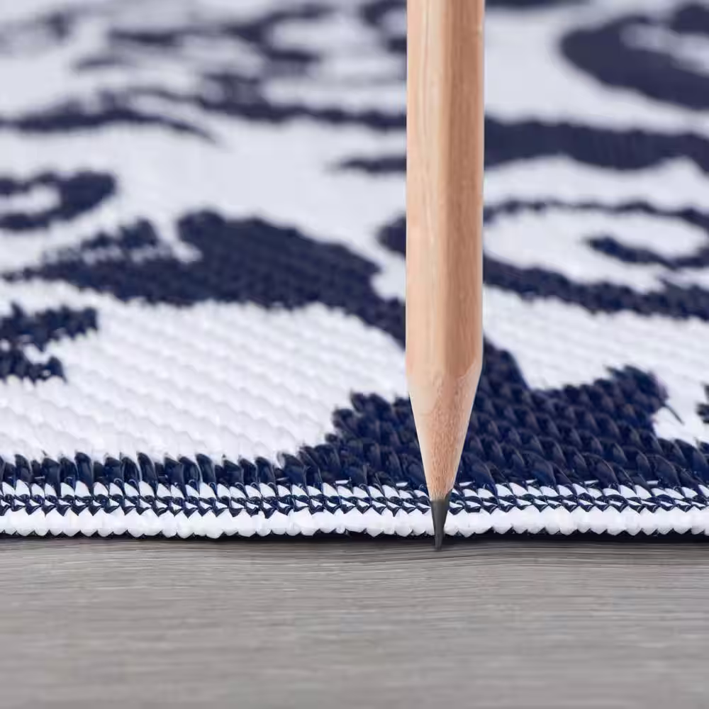 Tayse Rugs Sunset Scroll Navy 8 ft. x 10 ft. Indoor/Outdoor Area Rug