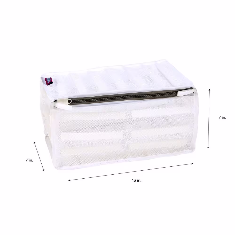 Woolite Sanitized Padded Wash Bag