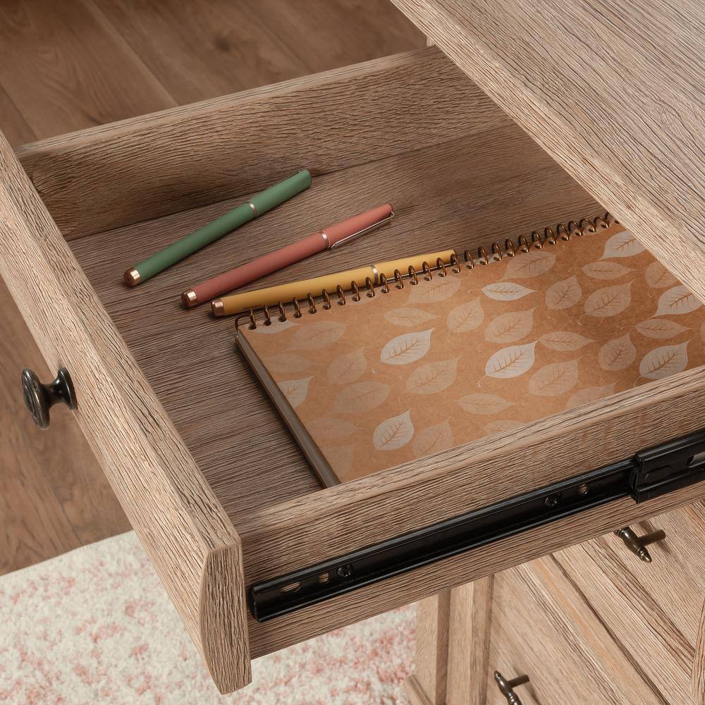 SAUDER Rollingwood Country 65.984 in. Brushed Oak 7-Drawer Executive Desk with Keyboard Shelf