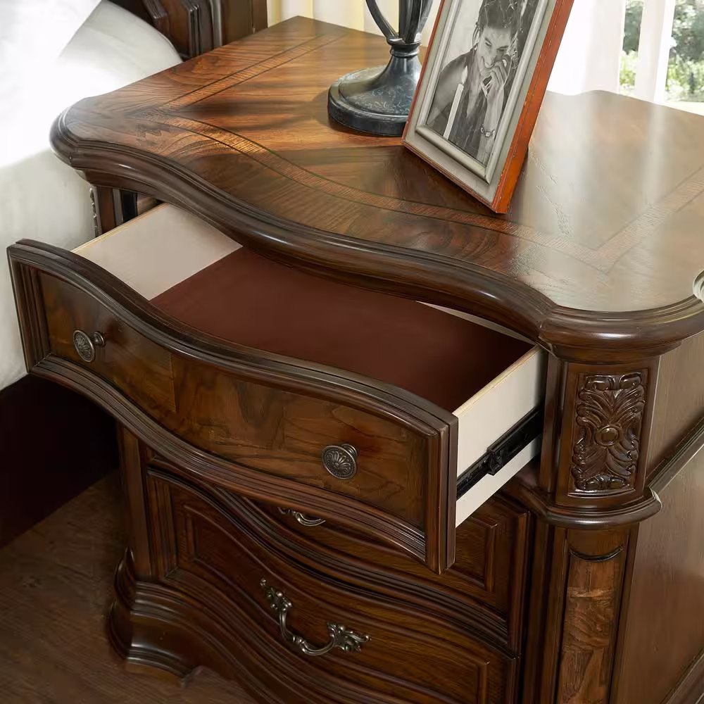 Steve Silver Royale Cherry Nightstand